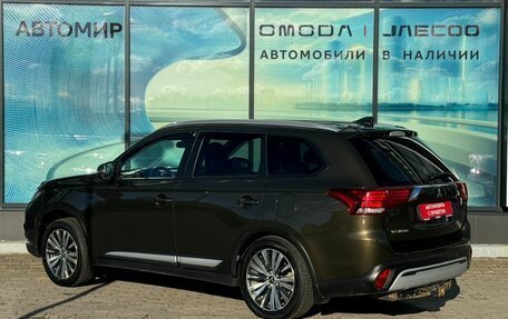 Mitsubishi Outlander III рестайлинг 3, 2021 год, 2 405 000 рублей, 7 фотография
