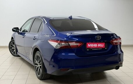 Toyota Camry, 2022 год, 3 055 000 рублей, 6 фотография