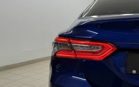 Toyota Camry, 2022 год, 3 055 000 рублей, 10 фотография
