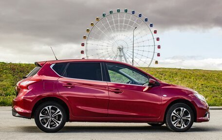 Nissan Tiida, 2015 год, 1 000 000 рублей, 8 фотография