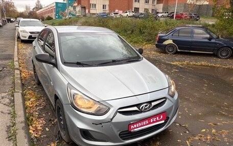 Hyundai Solaris II рестайлинг, 2011 год, 795 000 рублей, 2 фотография
