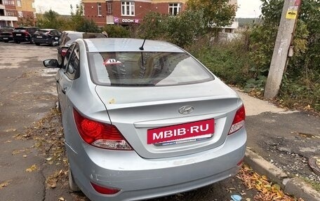 Hyundai Solaris II рестайлинг, 2011 год, 795 000 рублей, 3 фотография
