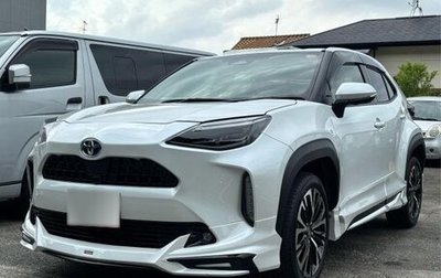 Toyota Yaris Cross, 2023 год, 1 490 000 рублей, 1 фотография