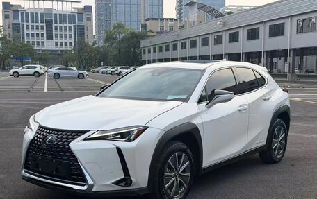 Lexus UX I, 2021 год, 2 600 000 рублей, 1 фотография