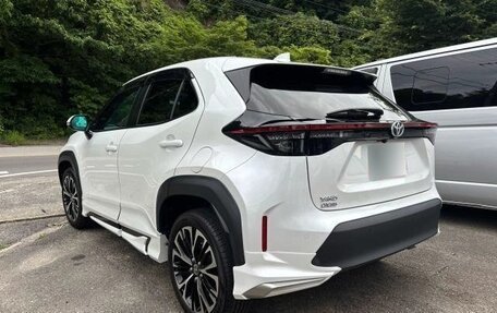 Toyota Yaris Cross, 2023 год, 1 490 000 рублей, 7 фотография