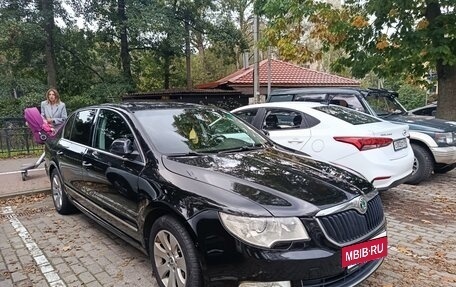 Skoda Superb III рестайлинг, 2009 год, 950 000 рублей, 3 фотография