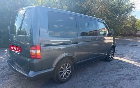 Volkswagen Caravelle T5, 2009 год, 1 440 000 рублей, 4 фотография