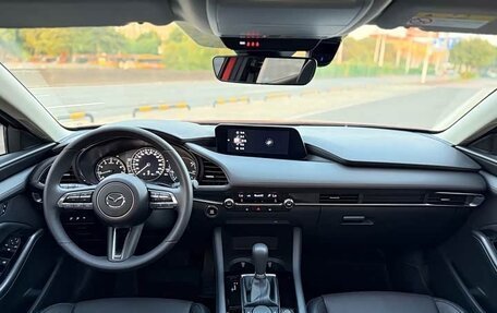 Mazda 3, 2022 год, 1 370 000 рублей, 14 фотография