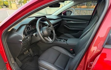 Mazda 3, 2022 год, 1 370 000 рублей, 12 фотография