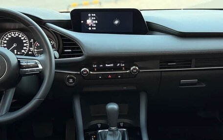 Mazda 3, 2022 год, 1 370 000 рублей, 16 фотография