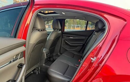 Mazda 3, 2022 год, 1 370 000 рублей, 23 фотография