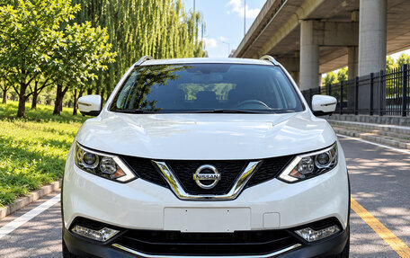 Nissan Qashqai, 2022 год, 2 110 000 рублей, 2 фотография