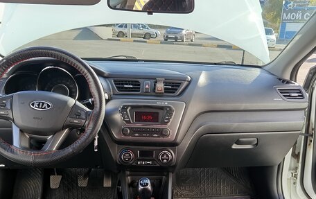KIA Rio III рестайлинг, 2012 год, 880 000 рублей, 15 фотография