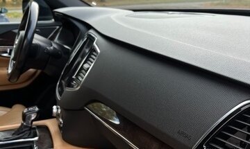 Volvo XC90 II рестайлинг, 2016 год, 2 990 000 рублей, 19 фотография