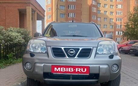 Nissan X-Trail, 2003 год, 600 000 рублей, 2 фотография