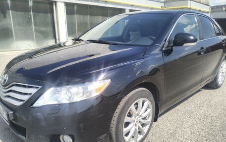 Toyota Camry, 2010 год, 1 000 000 рублей, 3 фотография