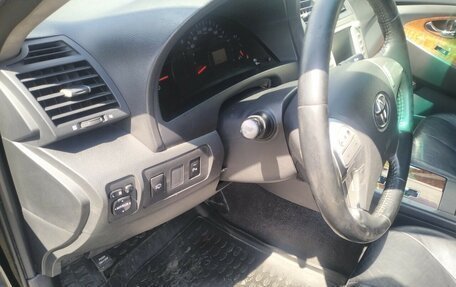 Toyota Camry, 2010 год, 1 000 000 рублей, 13 фотография