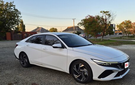 Hyundai Elantra, 2023 год, 2 000 000 рублей, 6 фотография