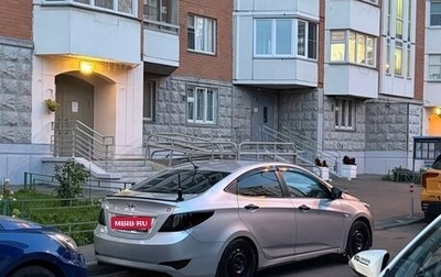 Hyundai Solaris II рестайлинг, 2015 год, 550 000 рублей, 1 фотография