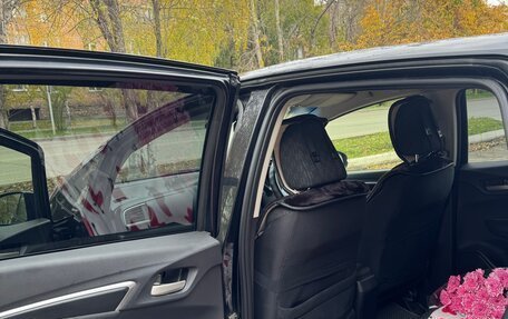 Honda Fit III, 2017 год, 1 150 000 рублей, 12 фотография