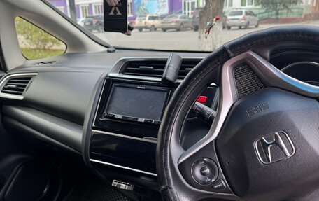 Honda Fit III, 2017 год, 1 150 000 рублей, 15 фотография