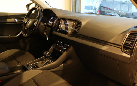Skoda Karoq I, 2021 год, 2 104 000 рублей, 9 фотография