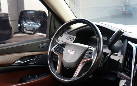 Cadillac Escalade IV, 2019 год, 5 300 000 рублей, 22 фотография