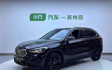 BMW X1, 2022 год, 1 800 000 рублей, 3 фотография