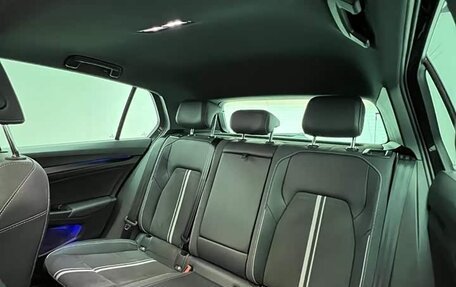 Volkswagen Golf VIII, 2023 год, 1 750 000 рублей, 20 фотография