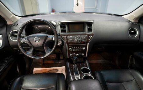 Nissan Pathfinder, 2014 год, 1 899 000 рублей, 10 фотография