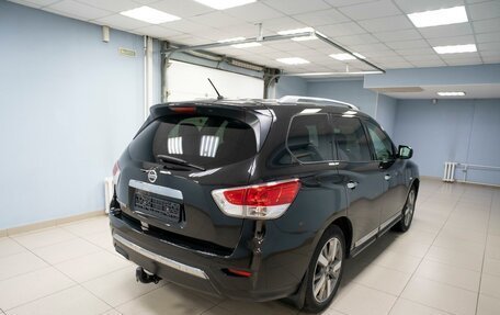 Nissan Pathfinder, 2014 год, 1 899 000 рублей, 3 фотография