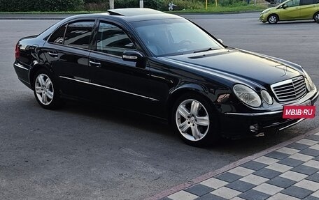 Mercedes-Benz E-Класс, 2004 год, 750 000 рублей, 8 фотография