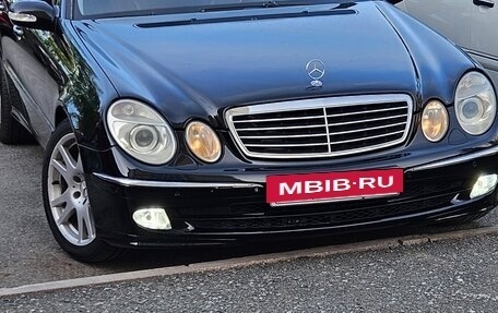 Mercedes-Benz E-Класс, 2004 год, 750 000 рублей, 11 фотография