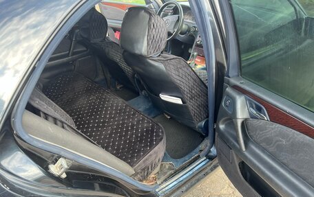 Mercedes-Benz E-Класс, 1995 год, 300 000 рублей, 5 фотография
