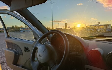 Renault Logan I, 2005 год, 200 000 рублей, 23 фотография