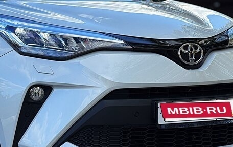 Toyota C-HR I рестайлинг, 2020 год, 2 500 000 рублей, 4 фотография