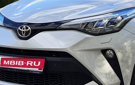 Toyota C-HR I рестайлинг, 2020 год, 2 500 000 рублей, 5 фотография