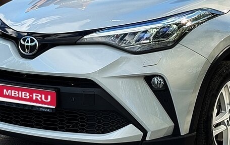 Toyota C-HR I рестайлинг, 2020 год, 2 500 000 рублей, 7 фотография