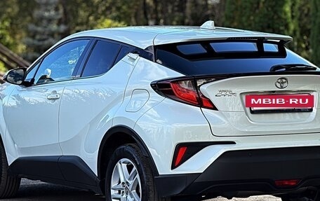 Toyota C-HR I рестайлинг, 2020 год, 2 500 000 рублей, 10 фотография