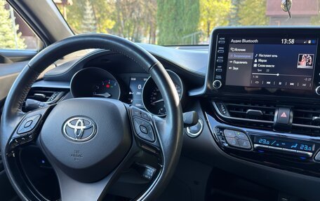 Toyota C-HR I рестайлинг, 2020 год, 2 500 000 рублей, 25 фотография