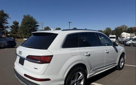 Audi Q7, 2024 год, 6 500 001 рублей, 4 фотография