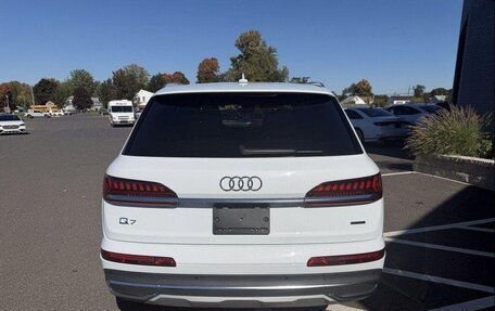 Audi Q7, 2024 год, 6 500 001 рублей, 16 фотография