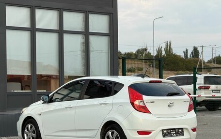 Hyundai Solaris II рестайлинг, 2014 год, 870 000 рублей, 10 фотография