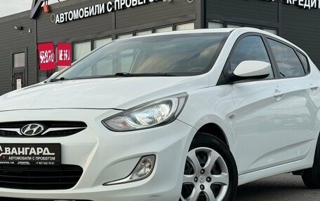 Hyundai Solaris II рестайлинг, 2014 год, 870 000 рублей, 2 фотография