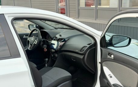 Hyundai Solaris II рестайлинг, 2014 год, 870 000 рублей, 12 фотография