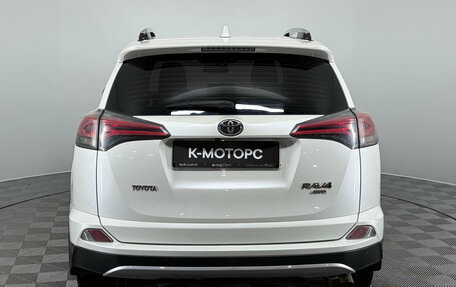 Toyota RAV4, 2016 год, 1 650 000 рублей, 6 фотография