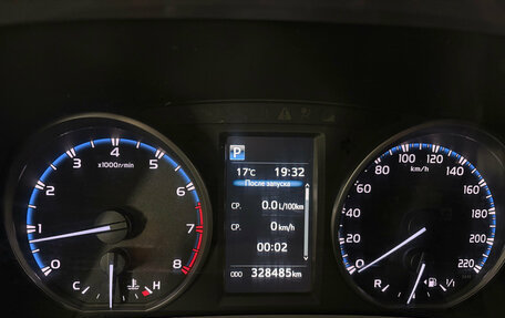 Toyota RAV4, 2016 год, 1 650 000 рублей, 15 фотография