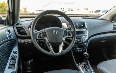 Hyundai Solaris II рестайлинг, 2015 год, 1 048 000 рублей, 14 фотография