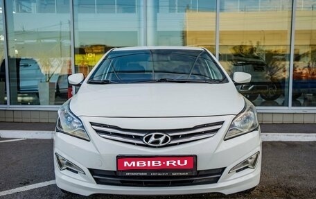 Hyundai Solaris II рестайлинг, 2015 год, 1 048 000 рублей, 2 фотография