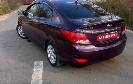 Hyundai Solaris II рестайлинг, 2012 год, 820 000 рублей, 11 фотография